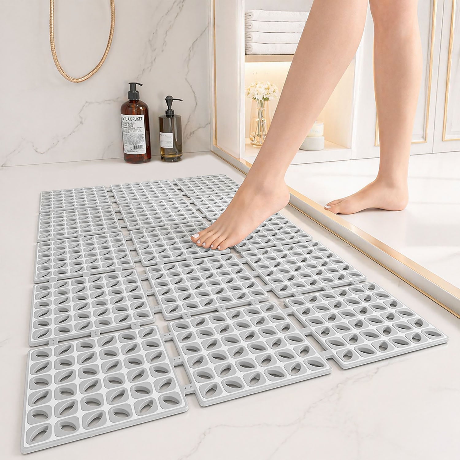 Rubber Shower Mat For Bathroom ( 40x66 Cm Silver )