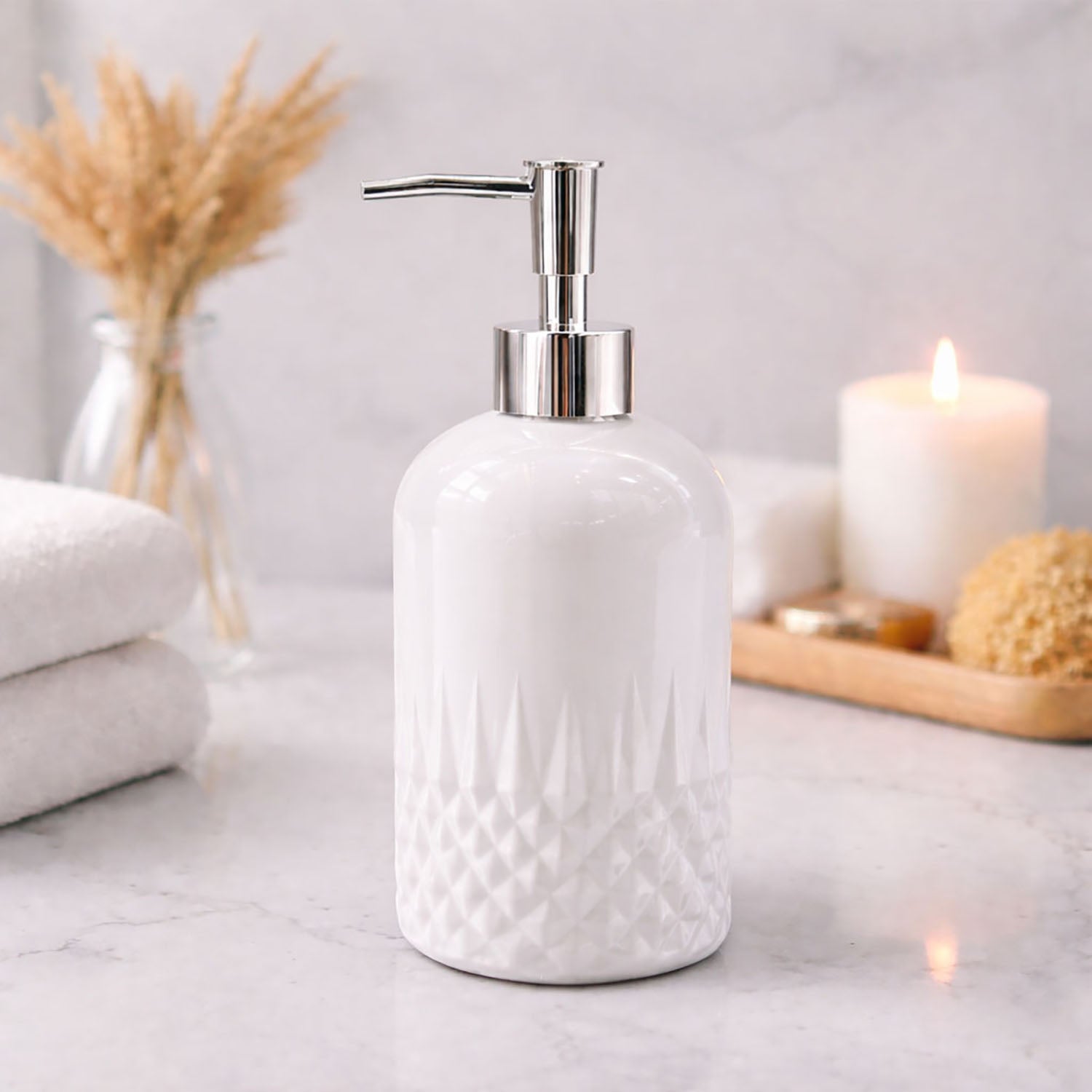 Diamond Cut Pattern Glass Soap Dispenser For Bathroom And Kitchen Sink ( 19.5x8 cm White )
