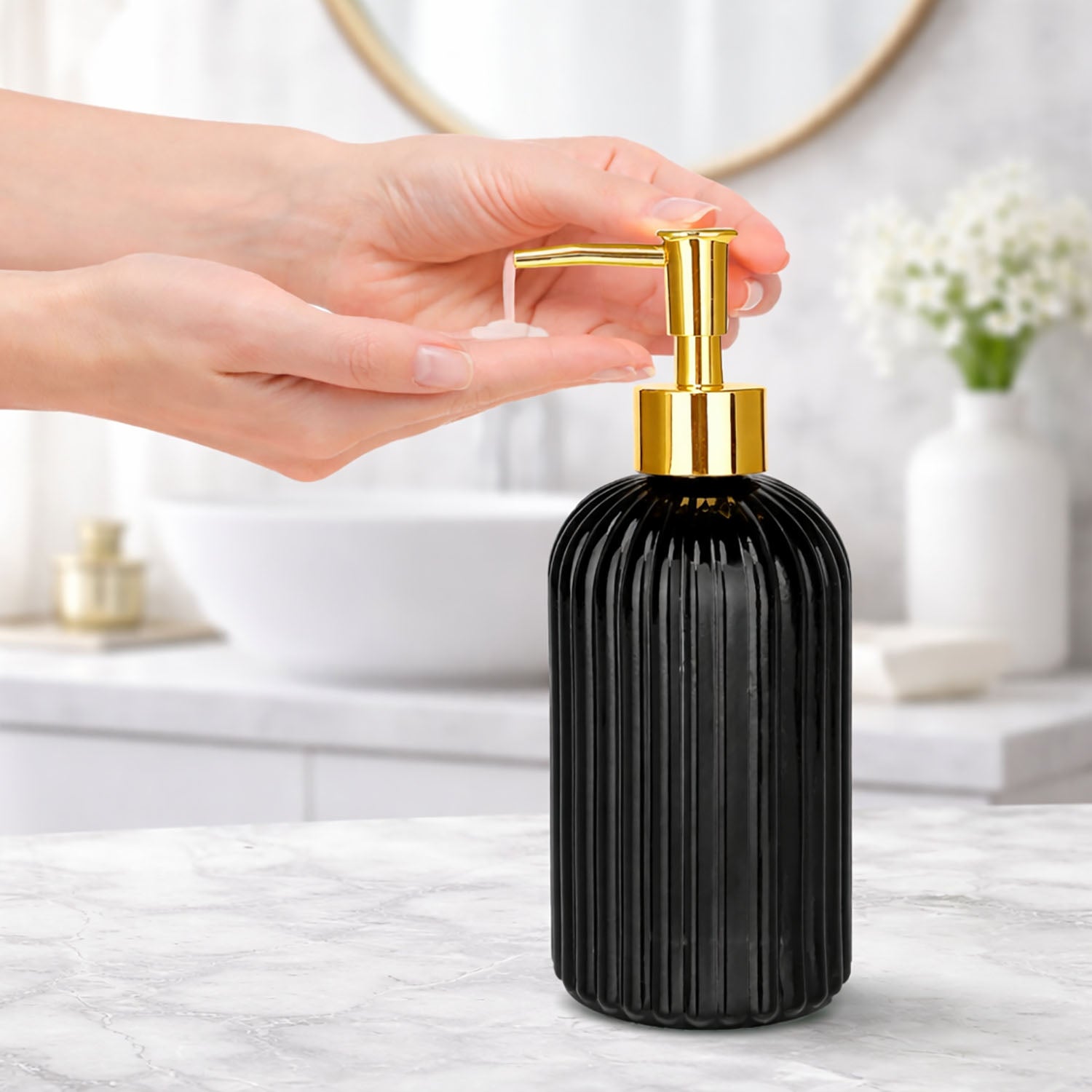 Vertical Ribber Pattern Glass Soap Dispenser For Bathroom And Kitchen Sink ( 19.5x7.5 cm Black )