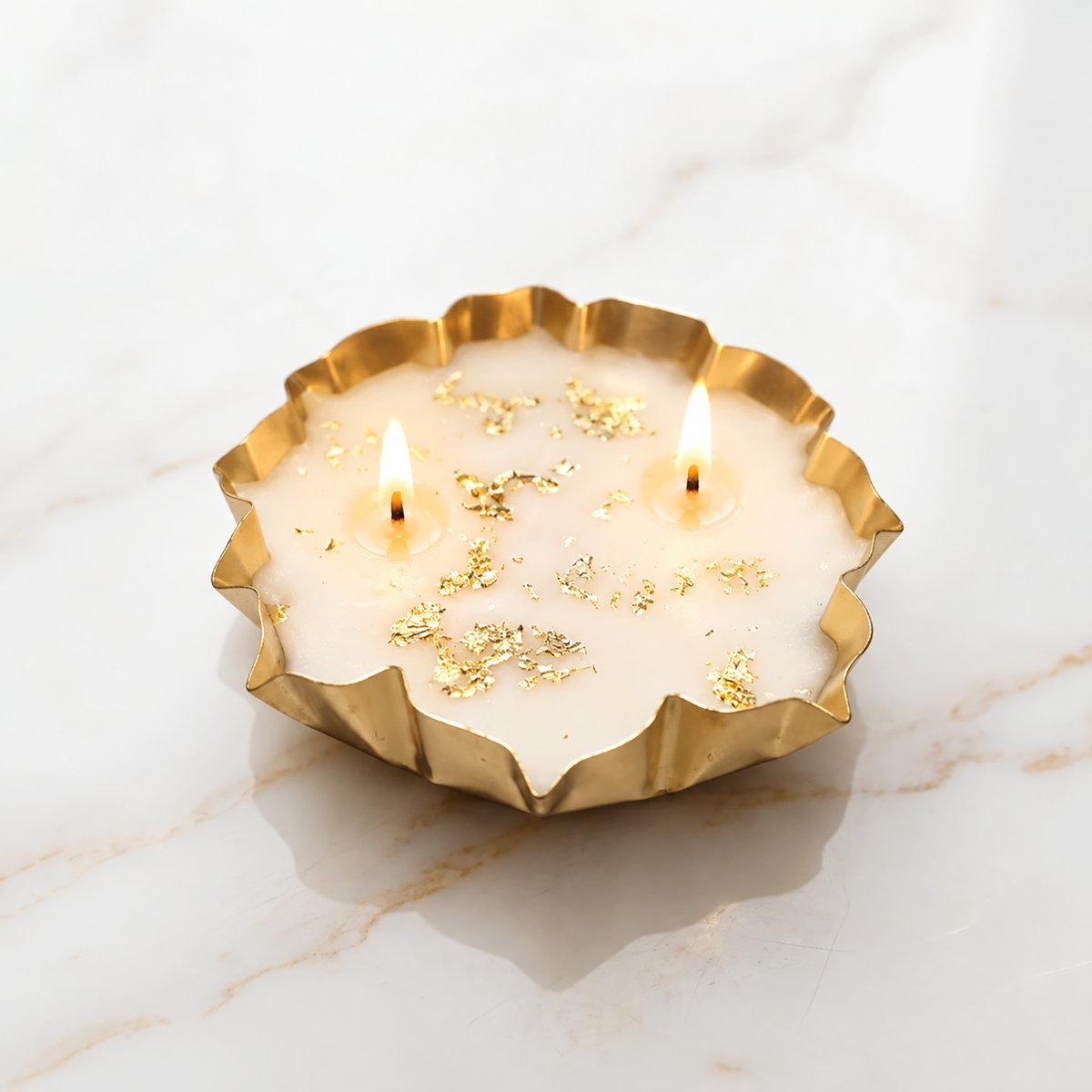 Soy Wax Decorative Lotus Urli Scented Candle With Gold Leaf Pattern ( White And Gold  , 12x12cm )