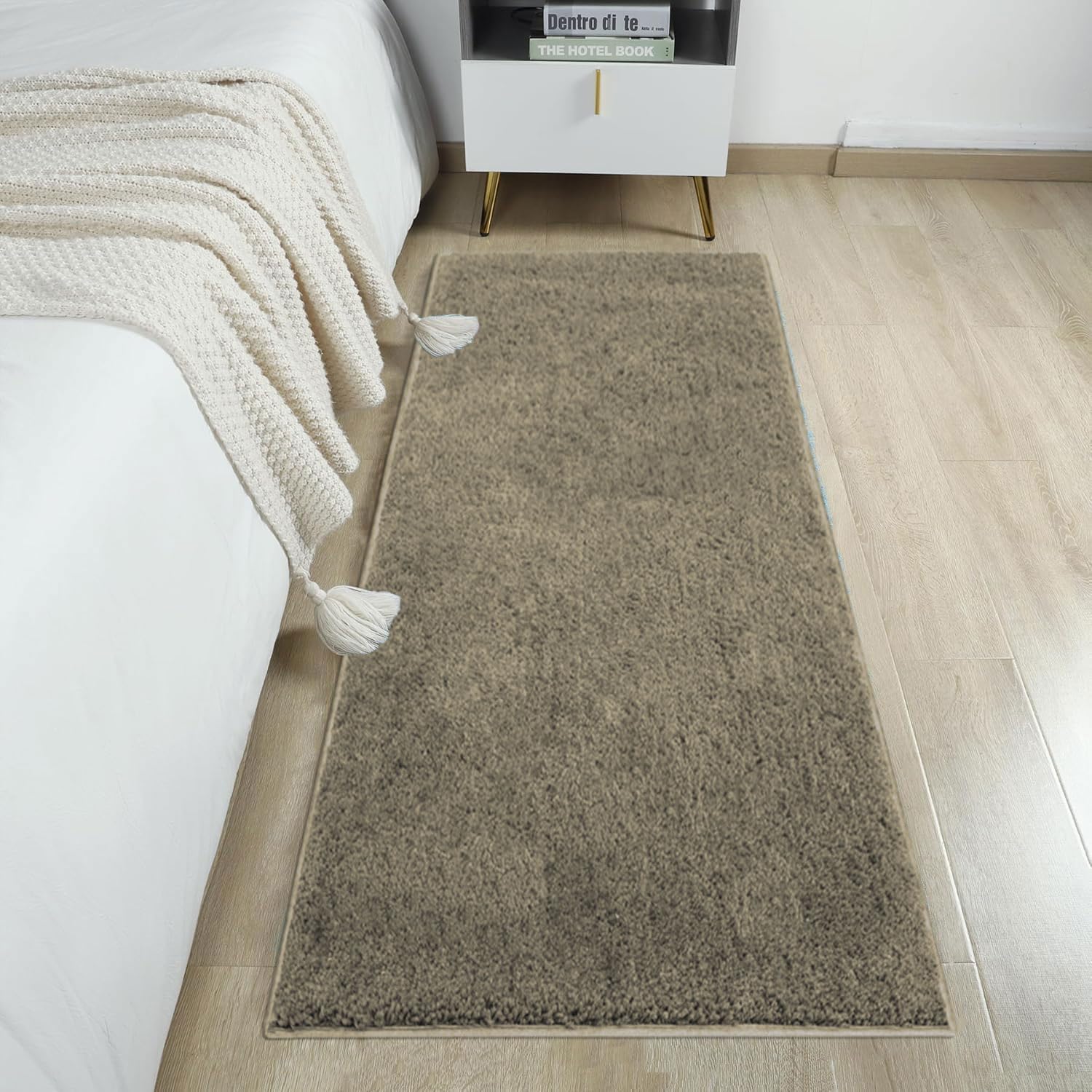 Newman Floor Runner 2500 GSM (2x5 Feet, Taupe)
