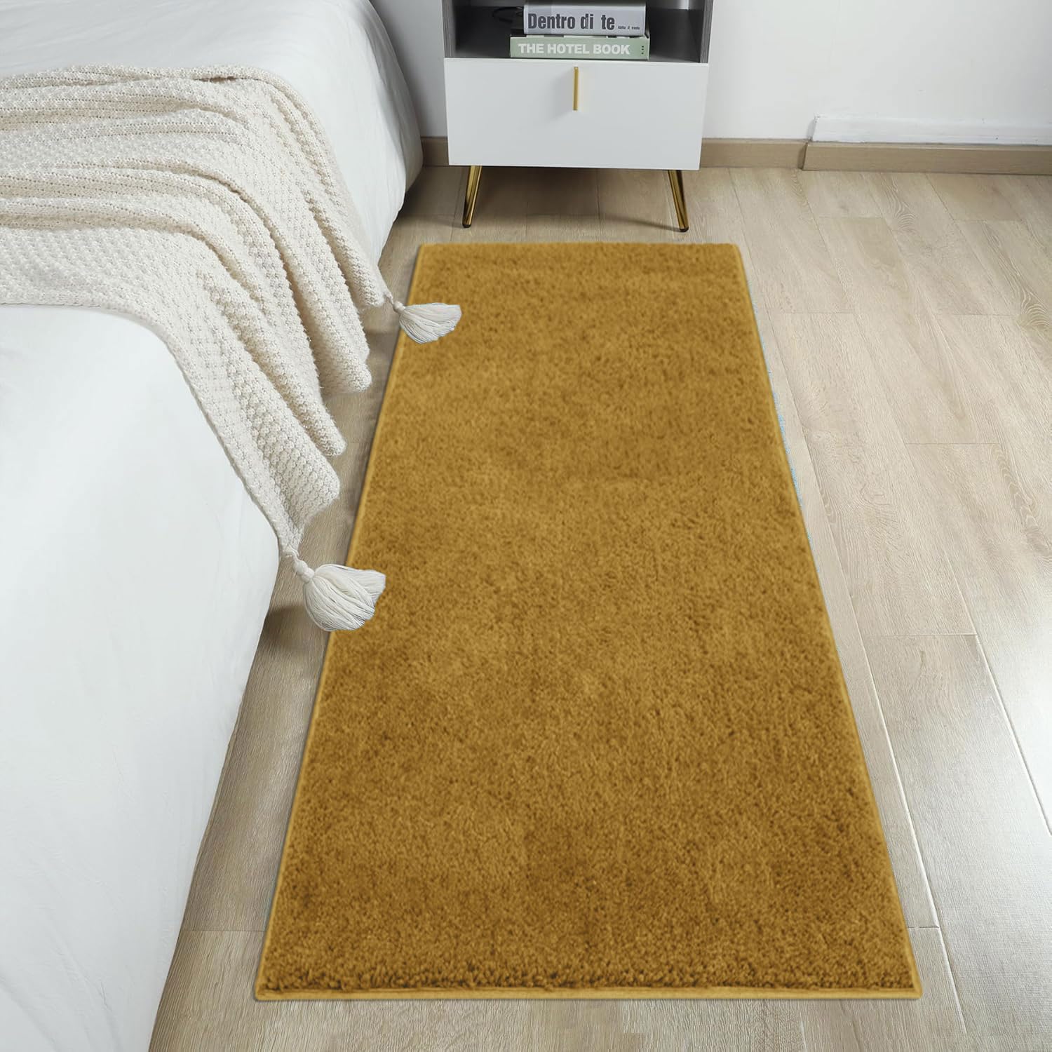 Newman Floor Runner 2500 GSM (2x5 Feet, Gold)
