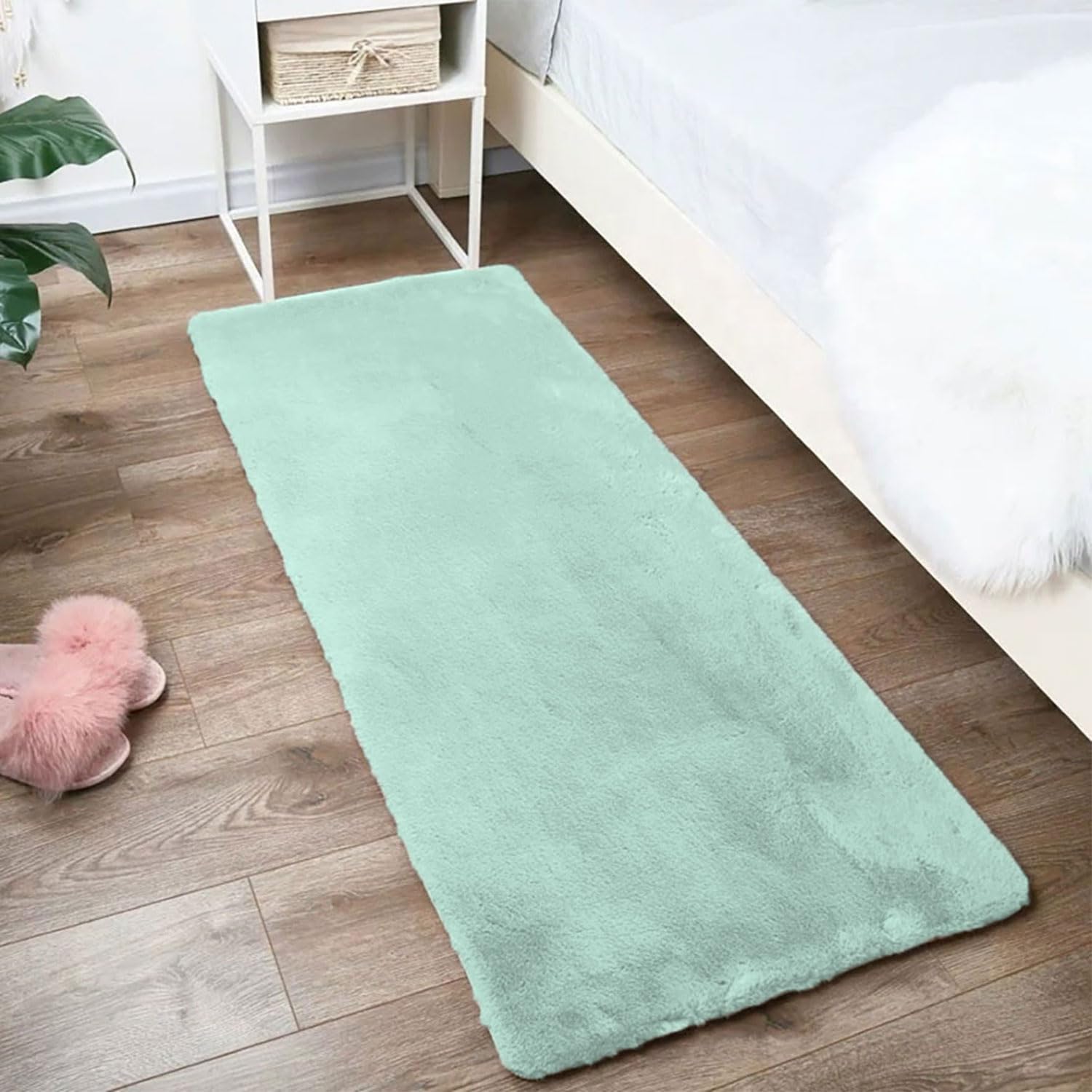 Rabbit Fur Soild RunnerSuper Soft (Lime, 2x5 Feet)