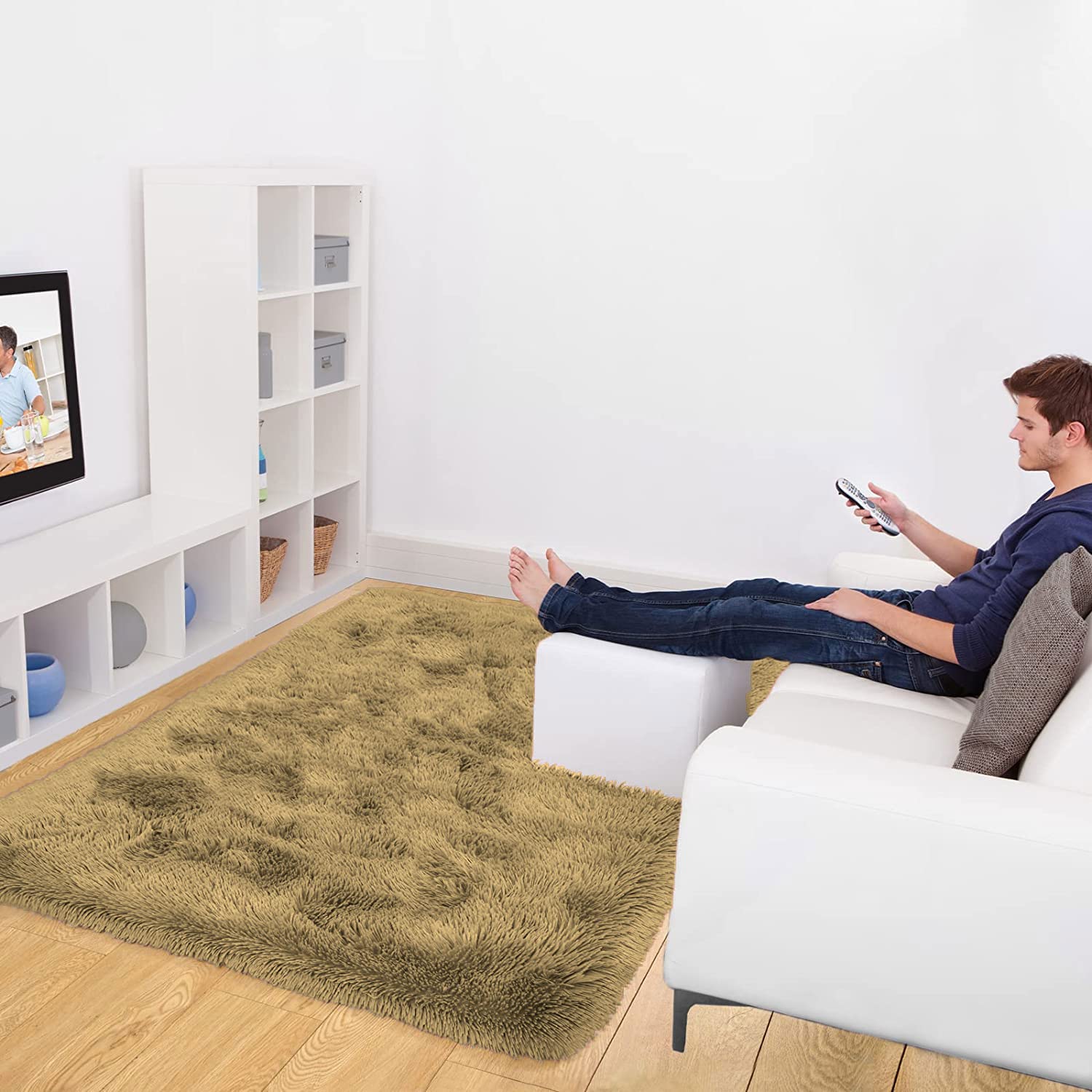 Marino Carpet Fur 2000 GSM (3x5 Ft, Anti Gold)