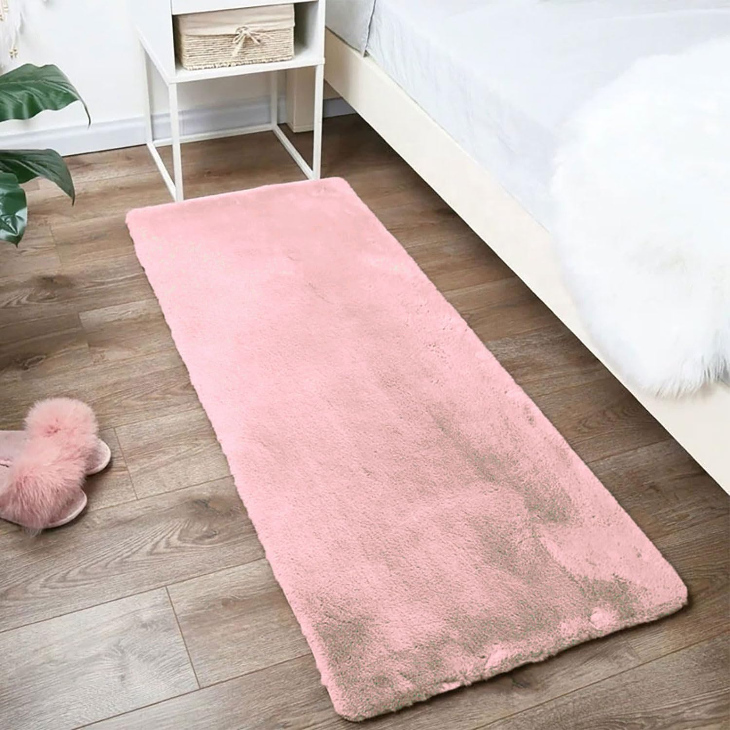 Rabbit Fur Soild RunnerSuper Soft (Peach, 2x5 Feet)