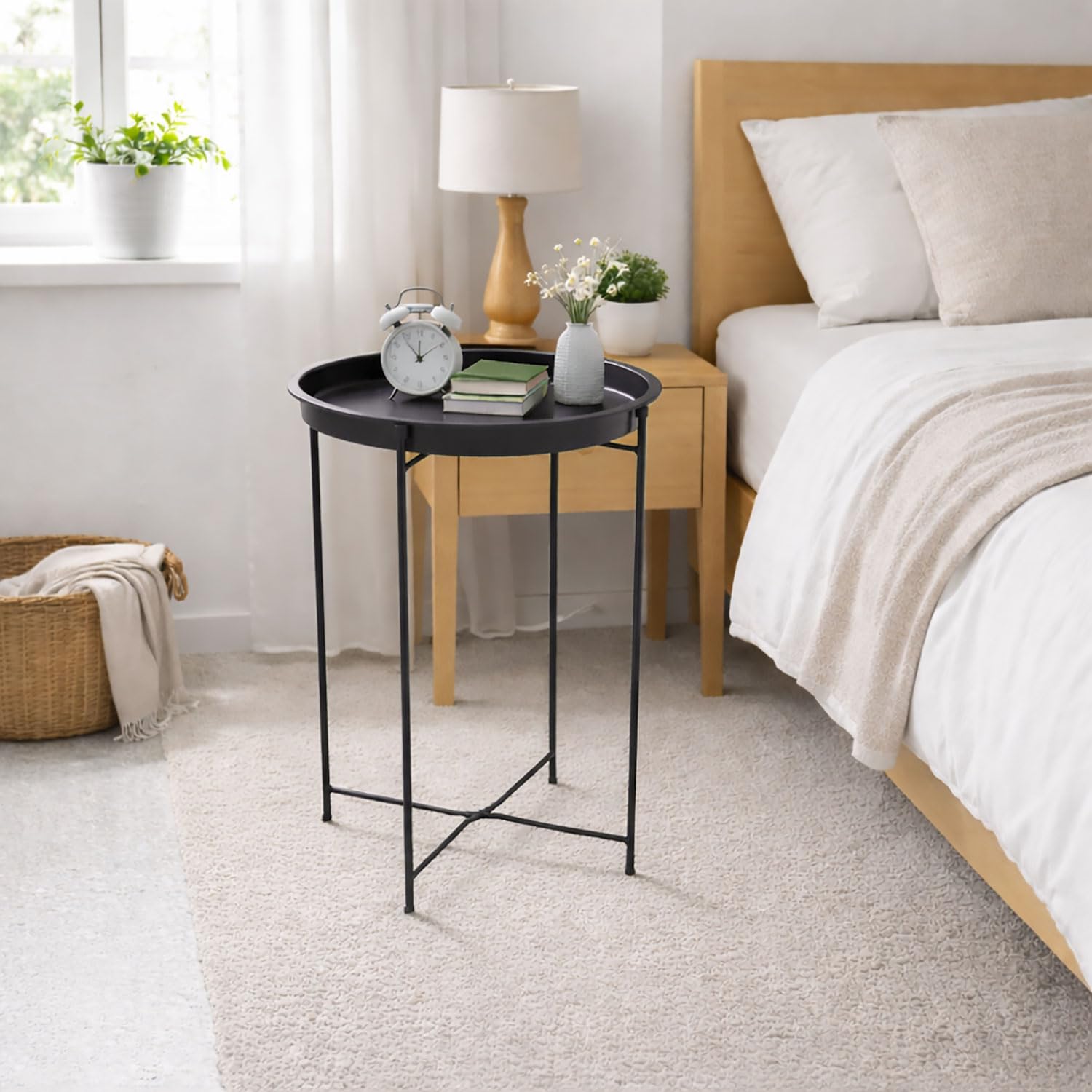 Round Metal Side Table for Living Room & Bedroom – Modern Bedside Table, Coffee Table, Corner Table with Sturdy Iron Frame, Black, 33x33x48-Small
