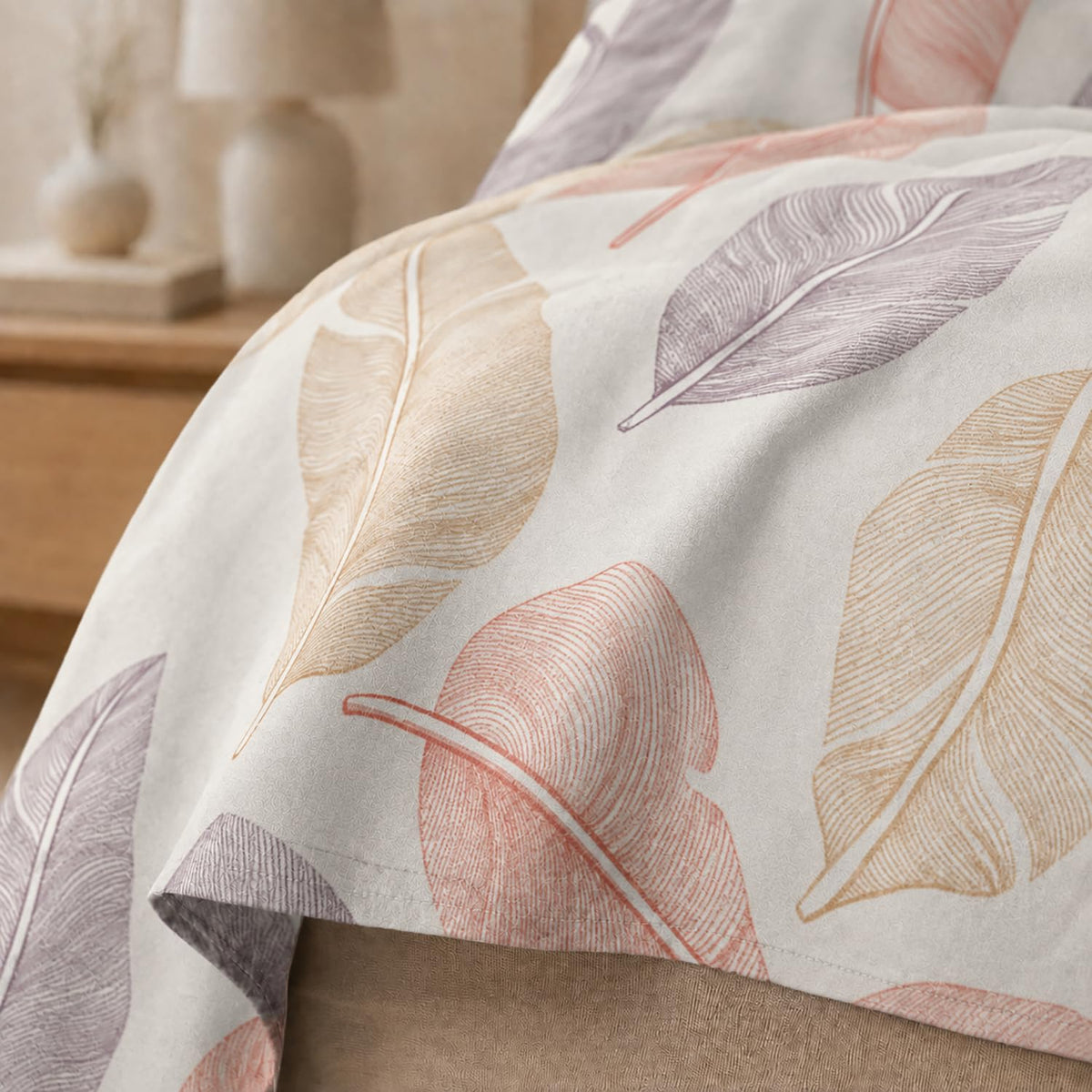 King Size Double Bedsheet with 2 Pillow Covers Premium Feather Printed  108x108 inch