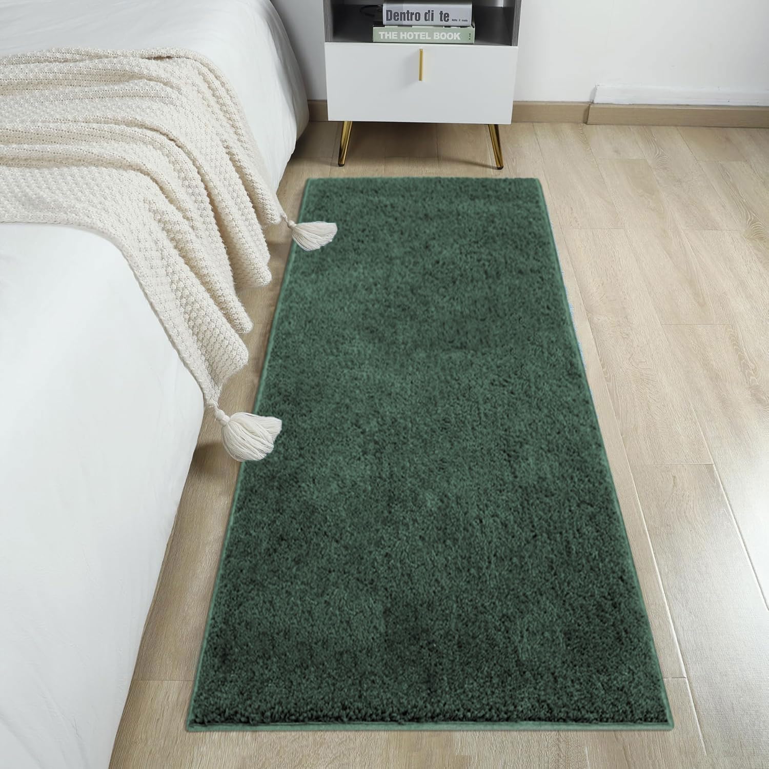 Newman Floor Runner 2500 GSM (2x5 Feet, Hunter Green)
