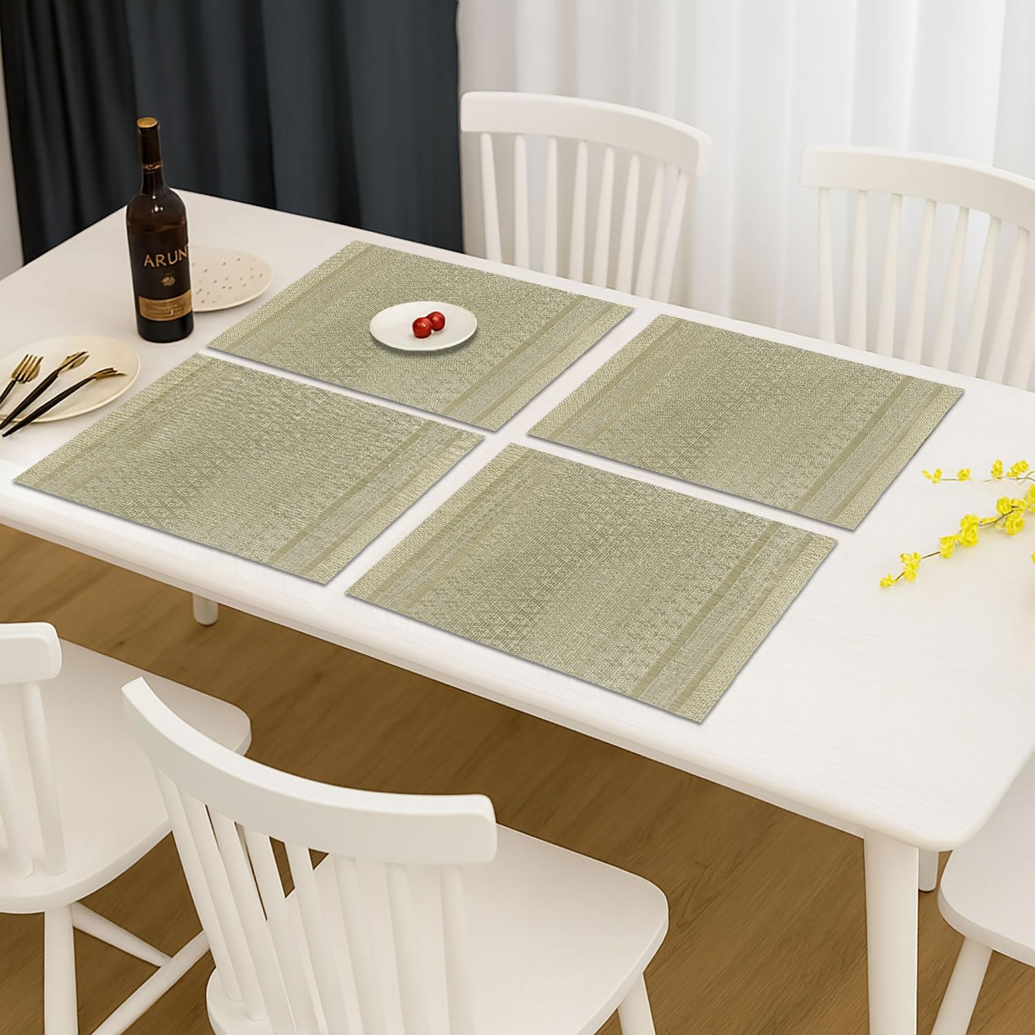 Dining Table Placemat Set of 4 (30x45 CM Gold)