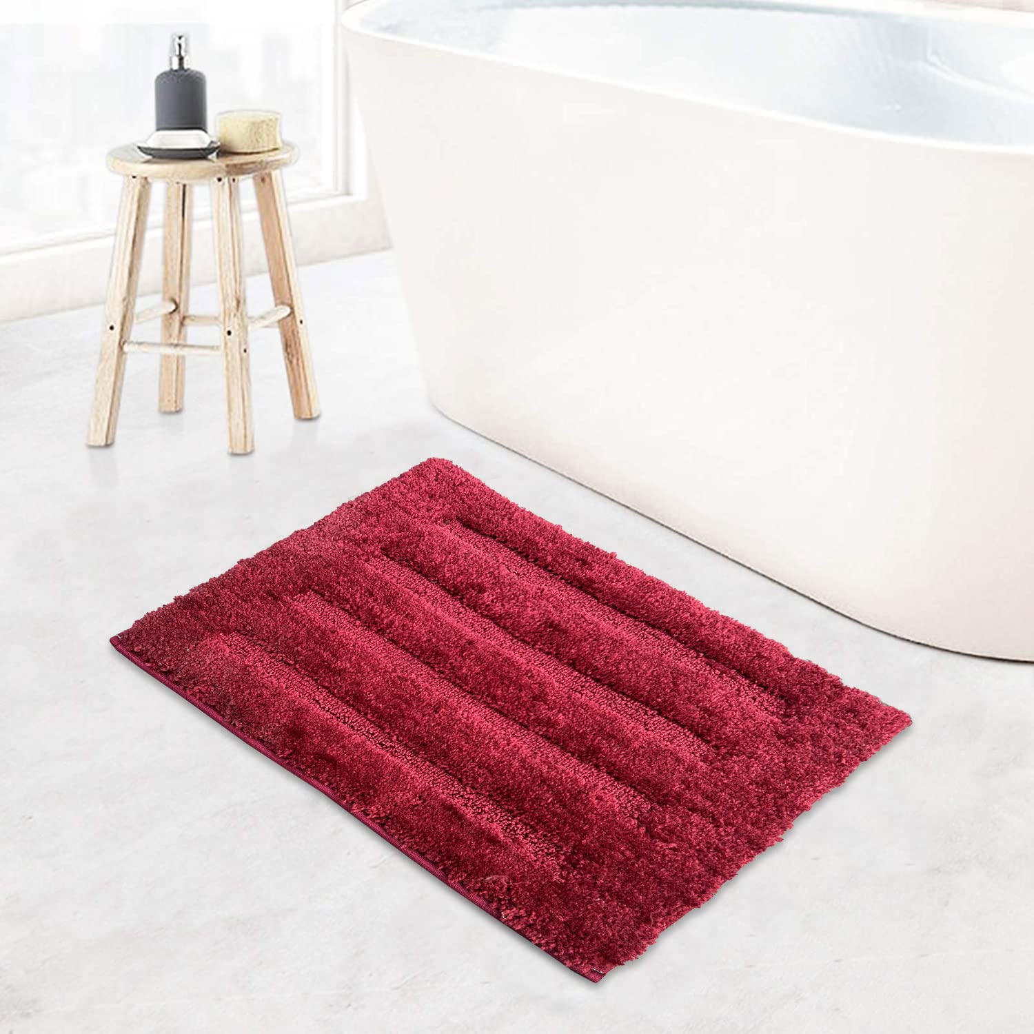 Bathmat 2500 GSM Microfiber Anti Skid (Maroon, 45cm x 75cm)