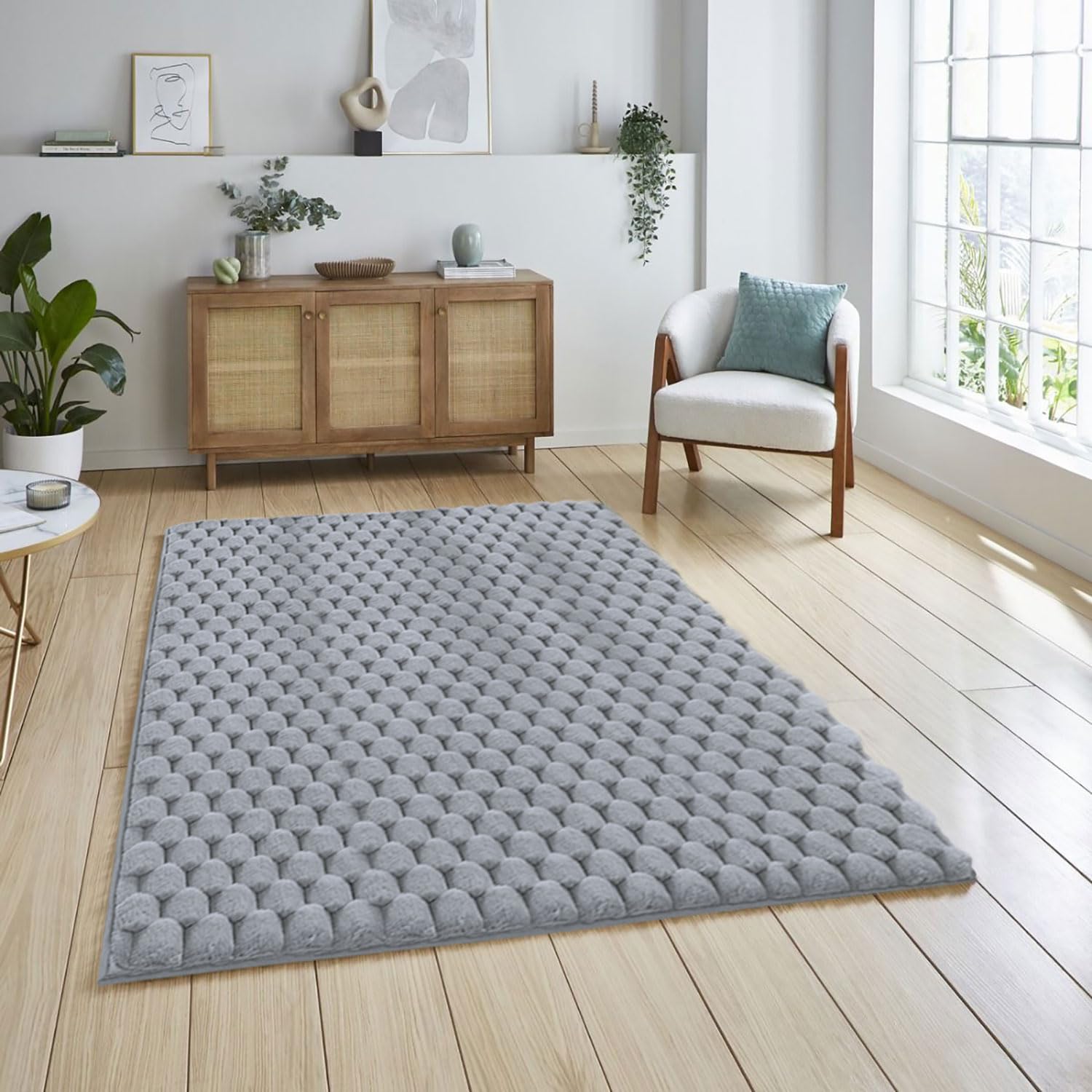 Turtle Rabbit Fur Carpet (4x6 Feet, Silver)