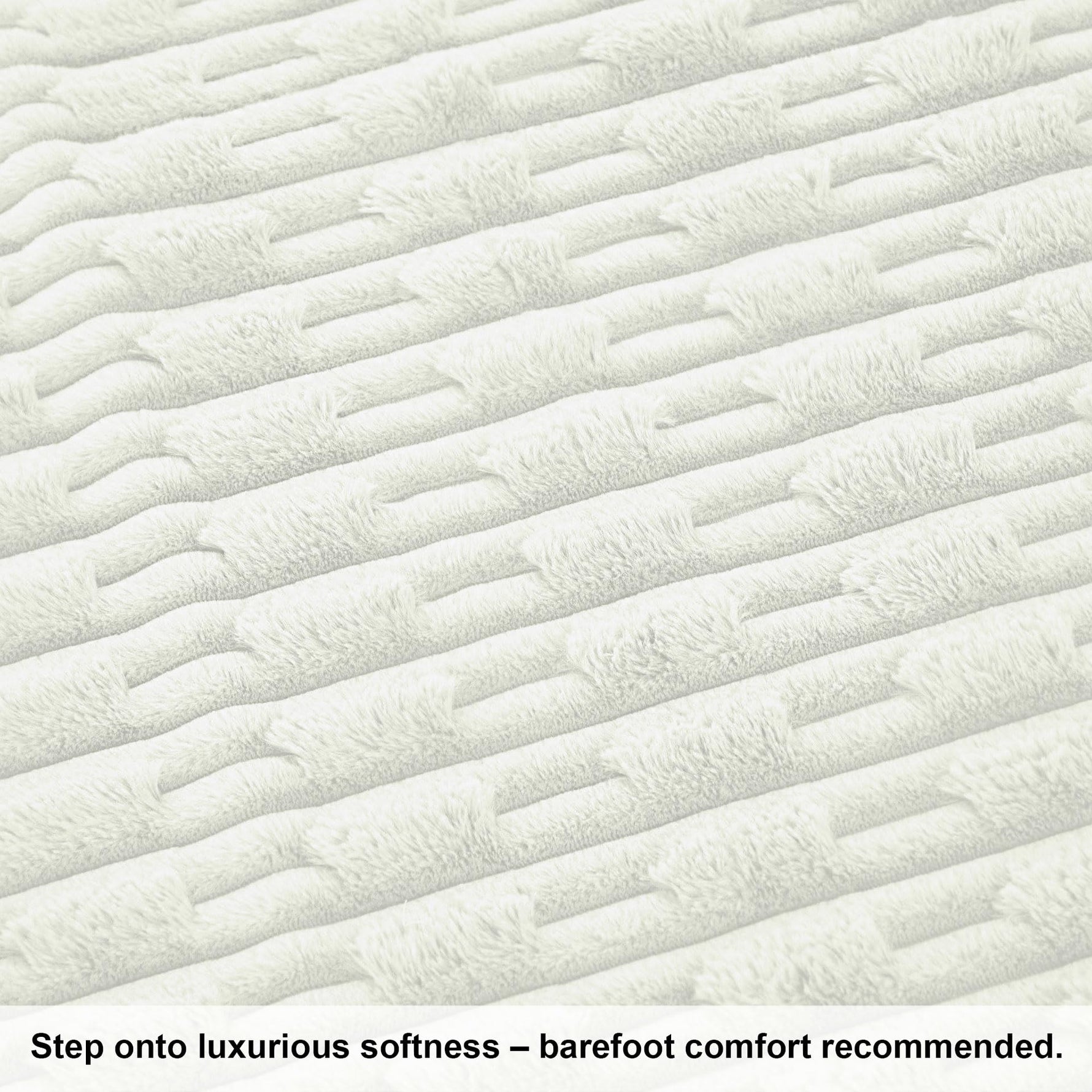 Rabbit Tail Fur Carpet (4x6 Feet, Cream)