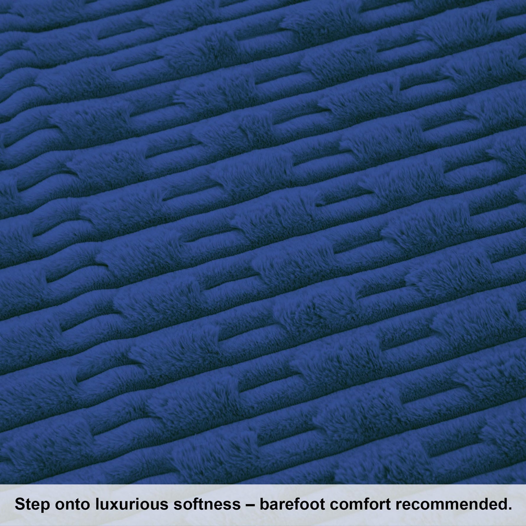 Rabbit Tail Fur Carpet (4x6 Feet, Blue)