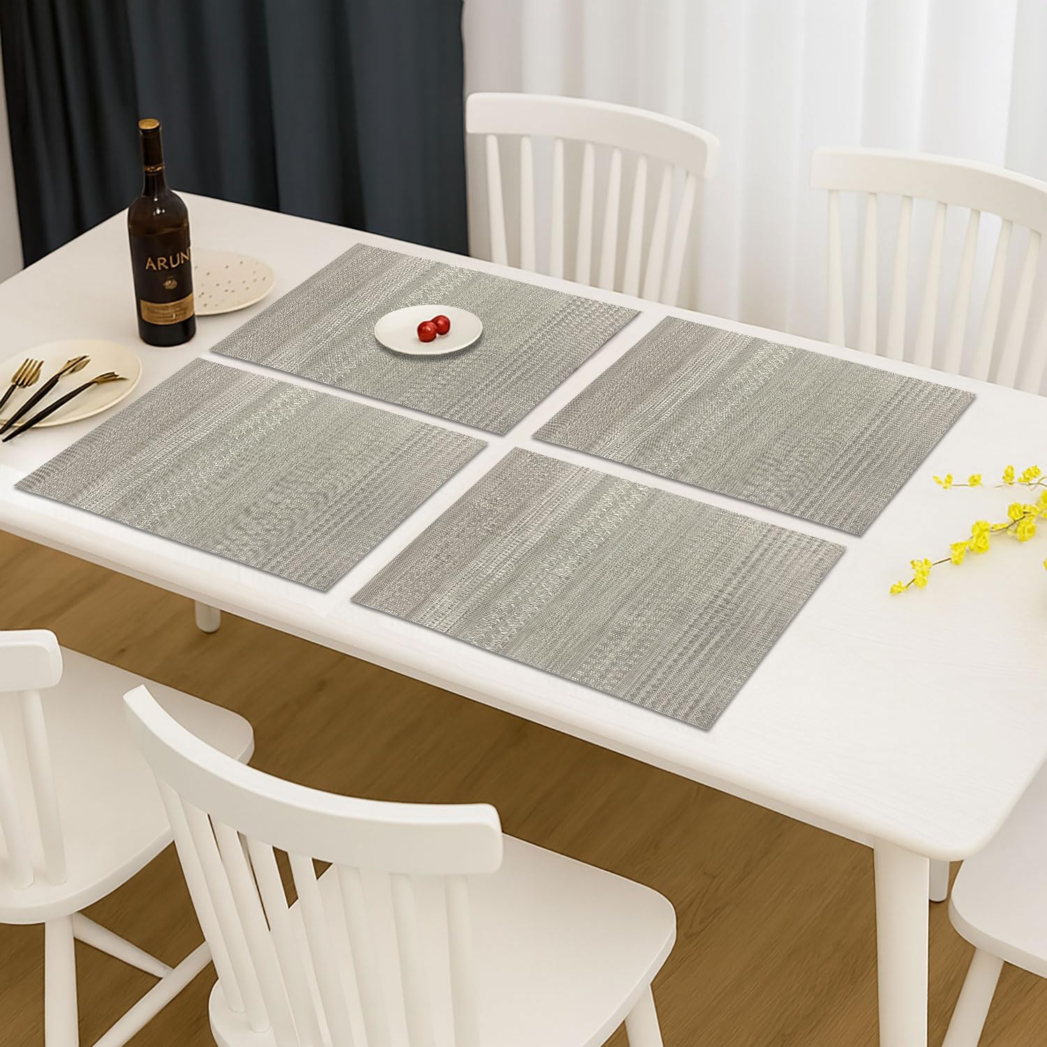Lines Design Placemat for Dining Table Set of 4(30x45 CM Silver)