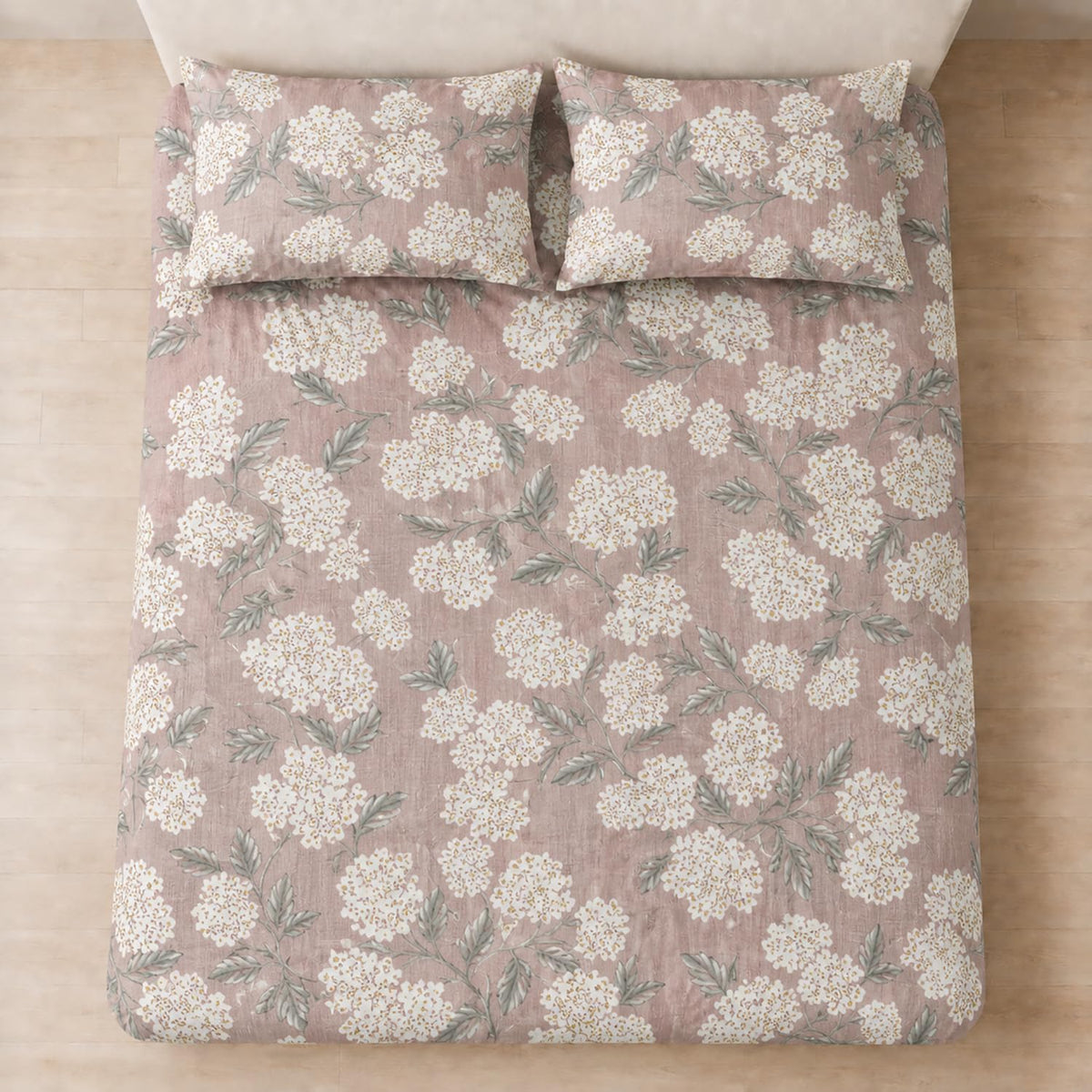 King Size Double Bedsheet with 2 Pillow Covers Premium Hydrangea Bloom Printed  90x100 inch