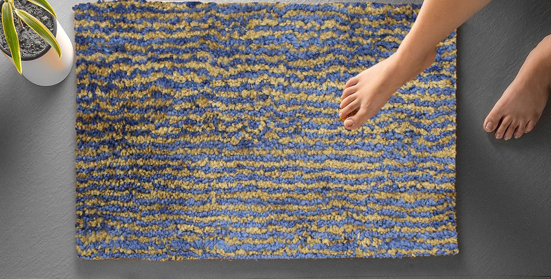 Comfort Bath Mat Super Soft Microfiber ( 38x58 cm , Blue)