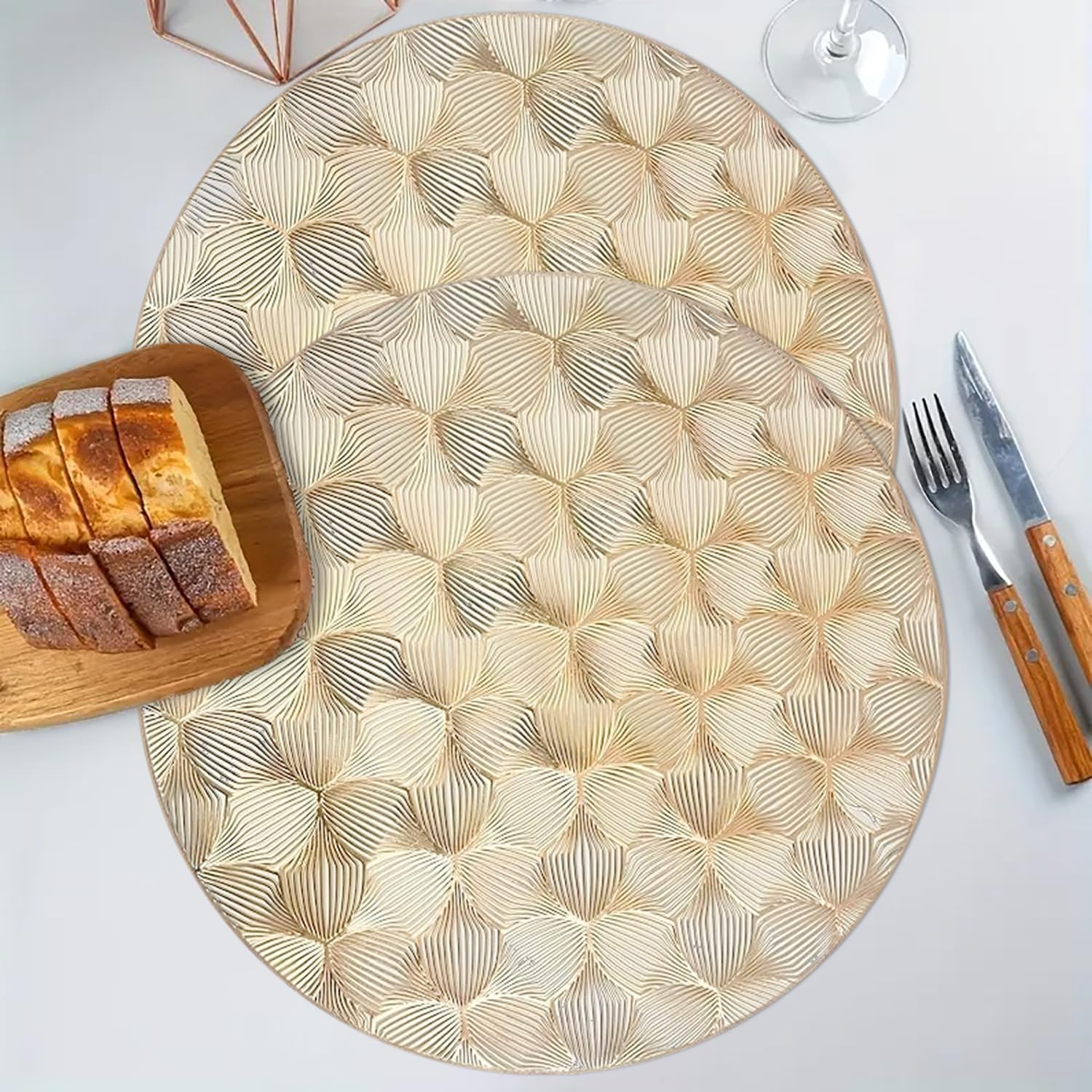 LUXE HOME INTERNATIONAL PVC Vinyl Metallic Table Round Placemats for Dining Table Gold, Heat Resistant & Waterproof | Easy to Clean Decorative Dining Mats - (Set of 2) ST078TJ-3MJ