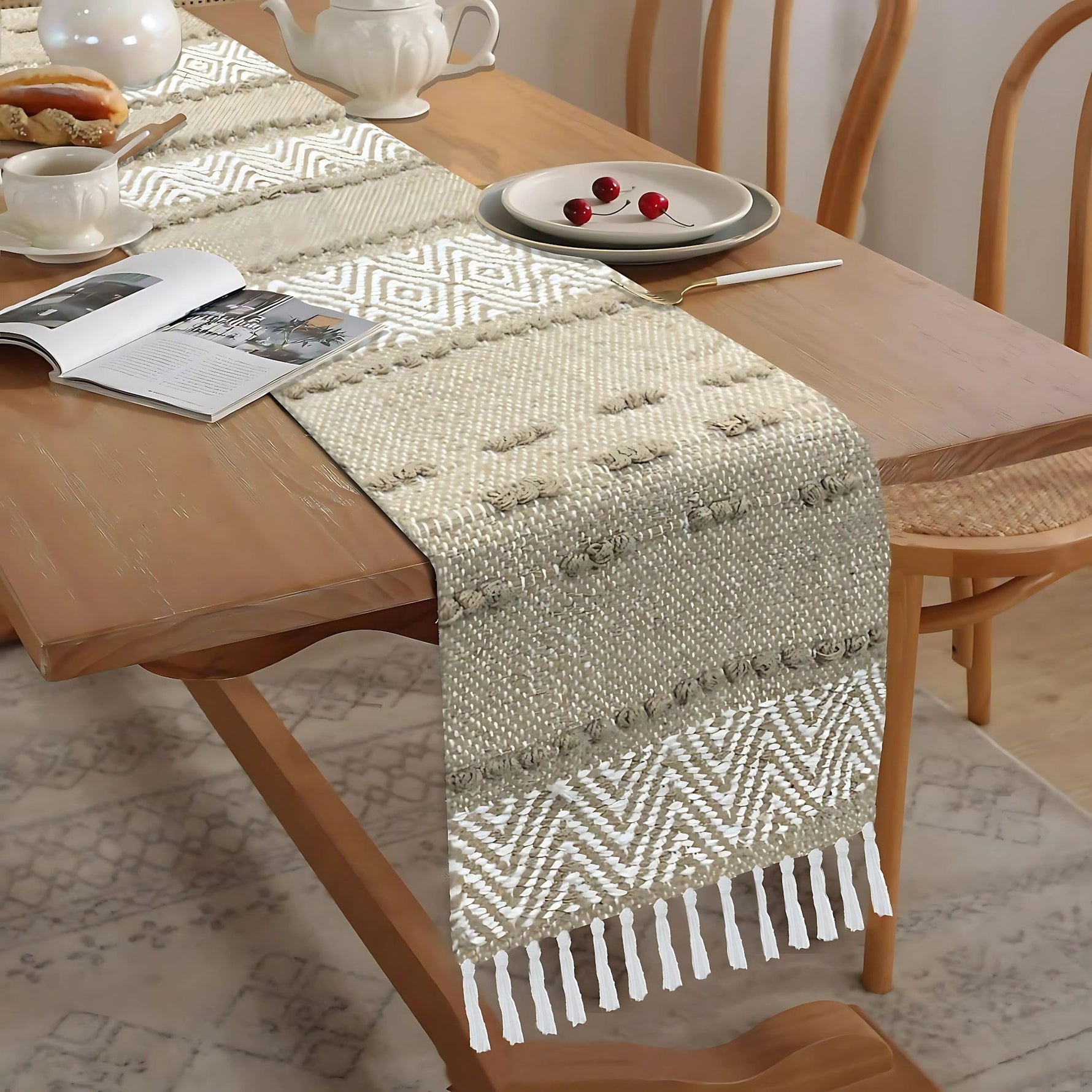 Table Runner with Tassels ZigZag(Elegant Beige & White Woven  13 x 74 Inch)