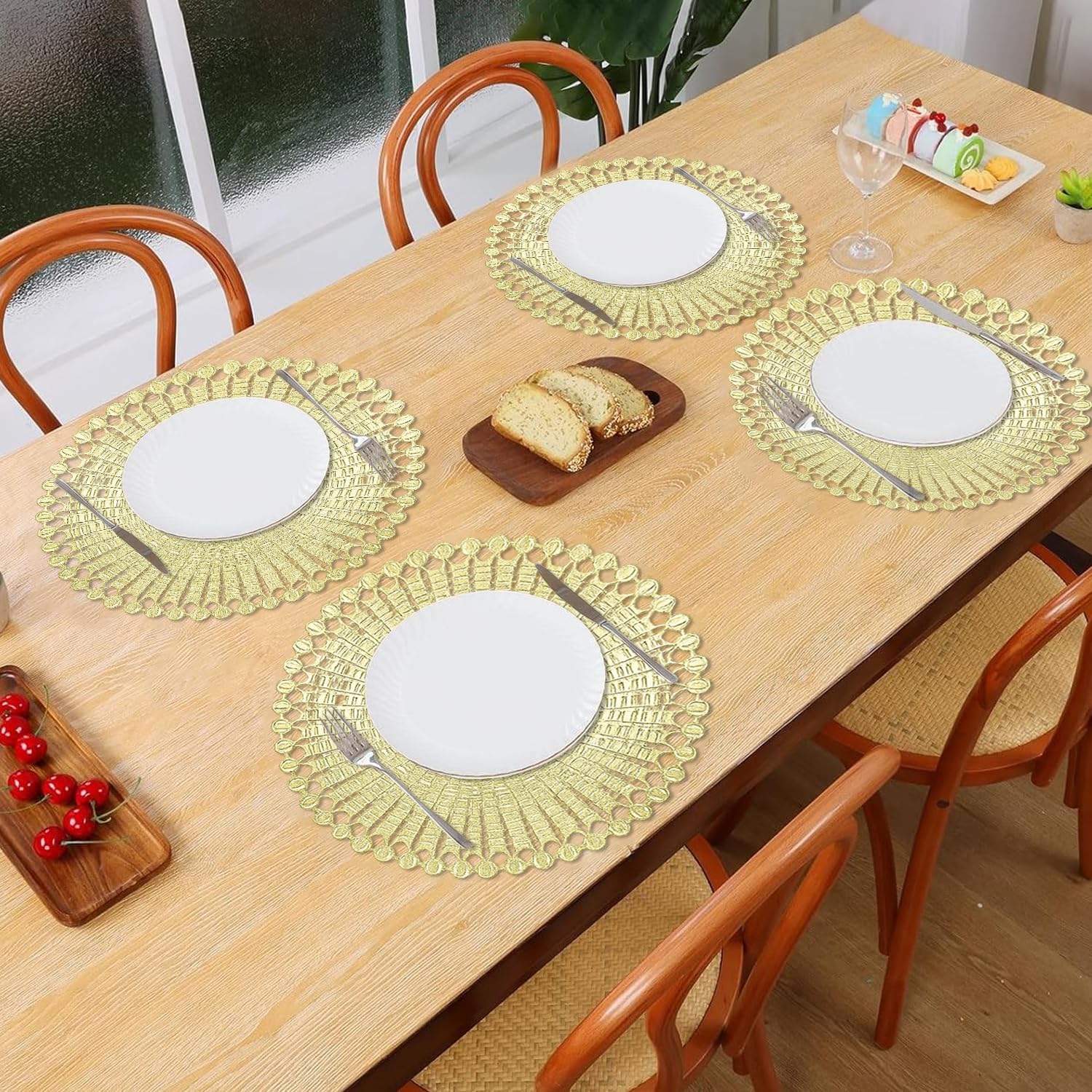 LUXE HOME INTERNATIONAL PVC Vinyl Metallic Table Round Placemats for Dining Table Gold, Heat Resistant & Waterproof | Easy to Clean Decorative Dining Mats - (Set of 4) ST055TJ-3MJ