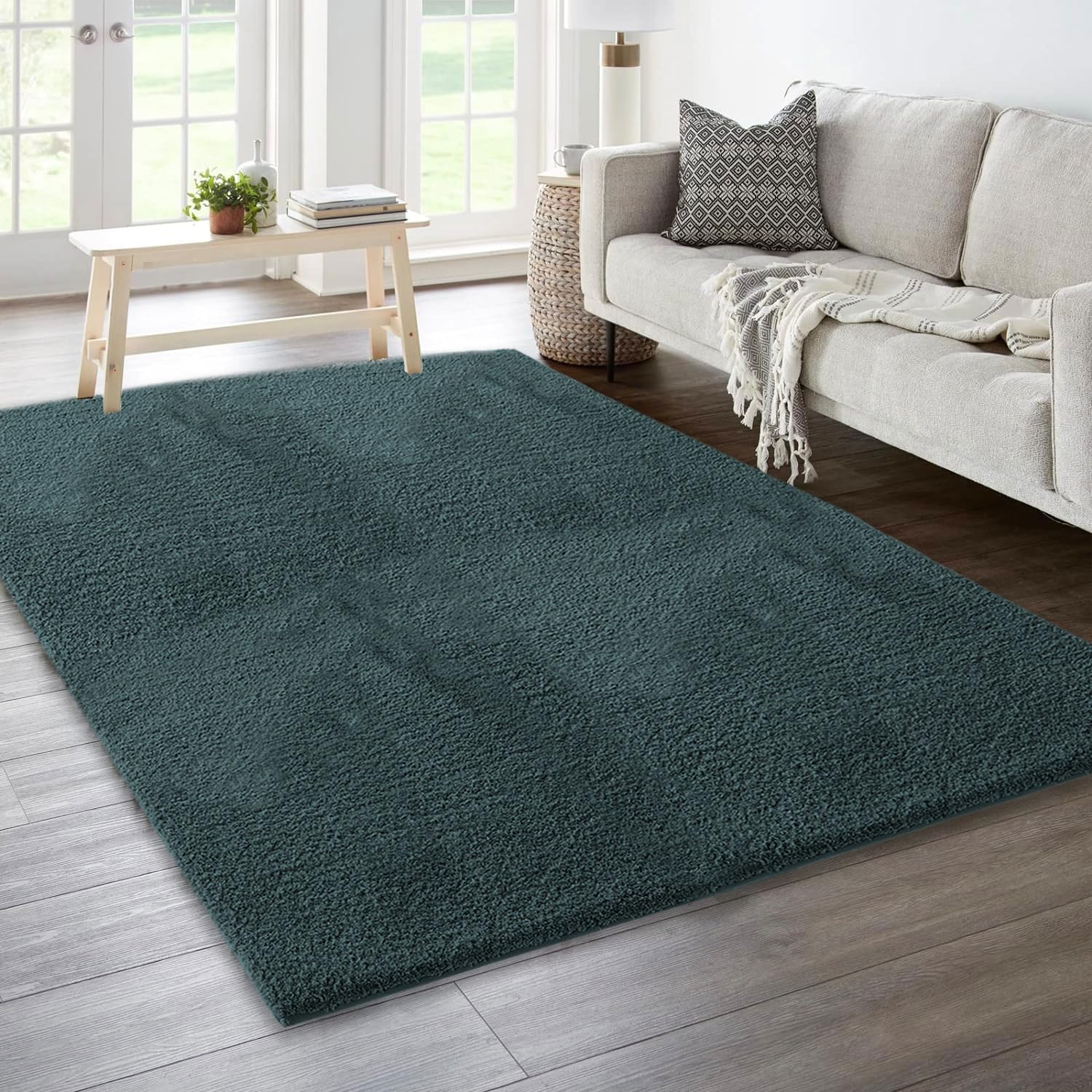 Sensuous Carpet for Bedroom (Hunter Green, 4x6 Feet)