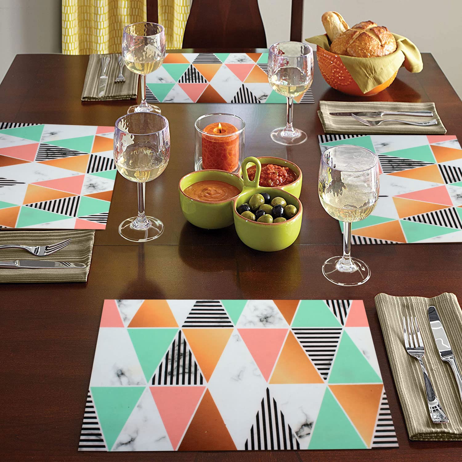 Placemat/Utensil Mat for HomeSet of 4 Piece (Triangle_30x45 Cm)