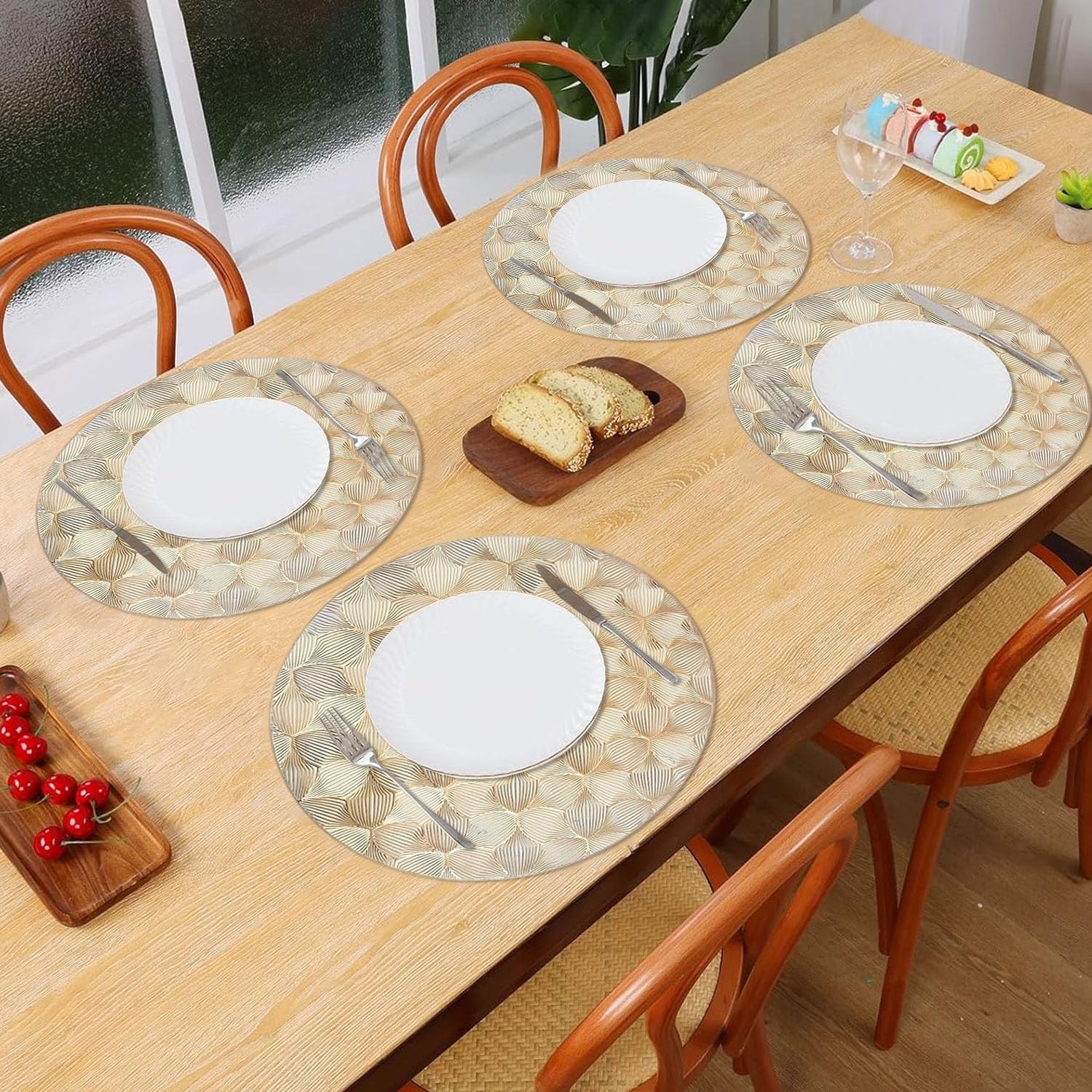 LUXE HOME INTERNATIONAL PVC Vinyl Metallic Table Round Placemats for Dining Table Gold, Heat Resistant & Waterproof | Easy to Clean Decorative Dining Mats - (Set of 4) ST078TJ-3MJ