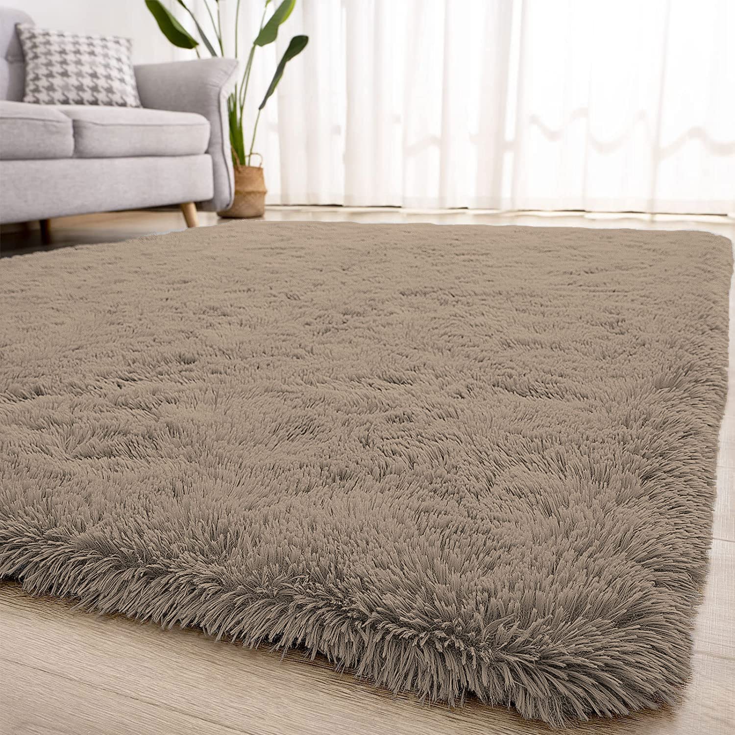 Carpets Marino Fur 2000 GSM (4x6 Ft, Taupe)