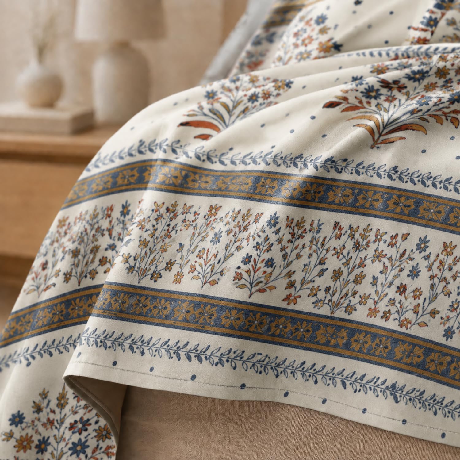 King Size Double Bedsheet with 2 Pillow Covers Premium Floral Stripe Printed 108x108 inch