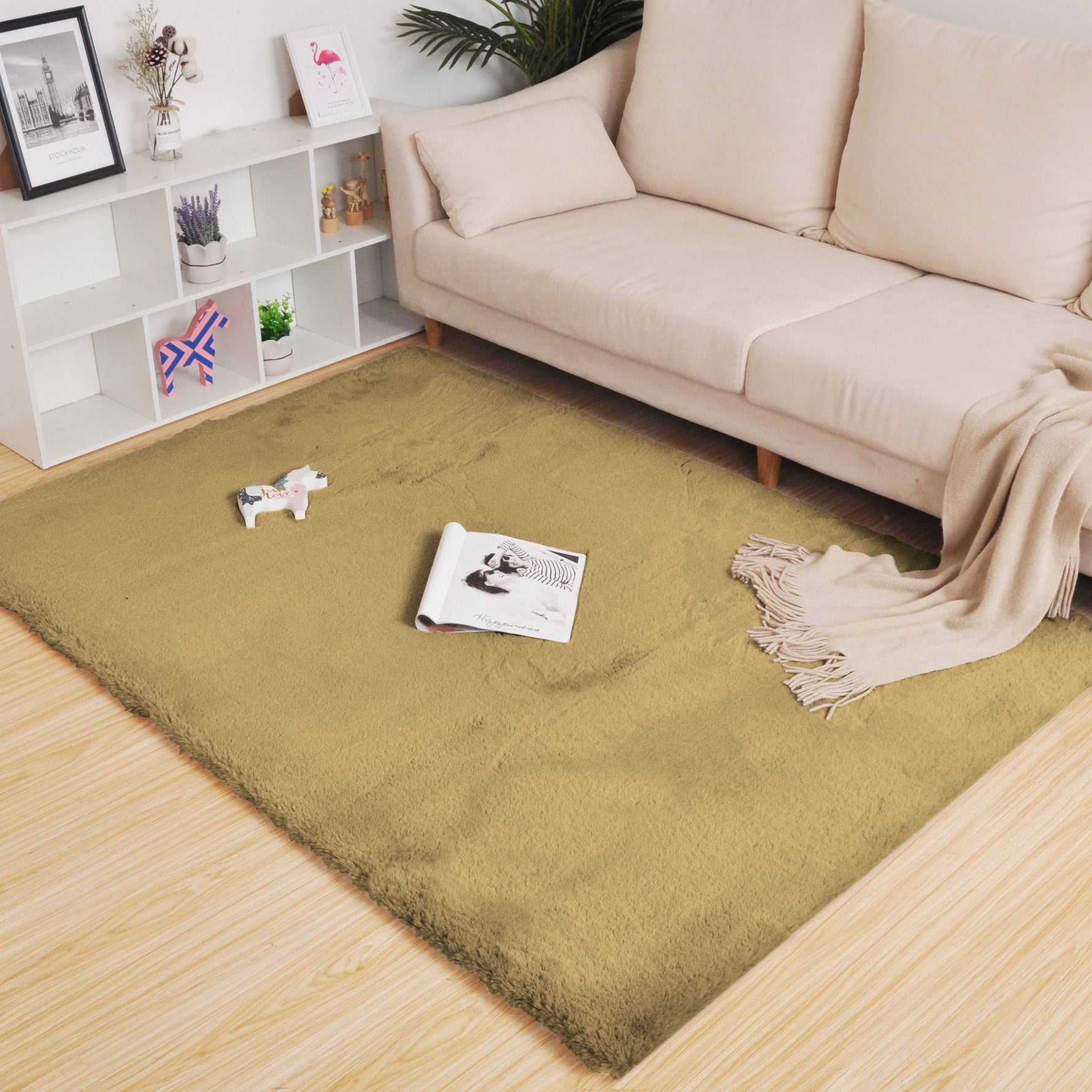 Rabbit Fur Super Soft Carpet (Anti-Gold, 4x6 Feet)