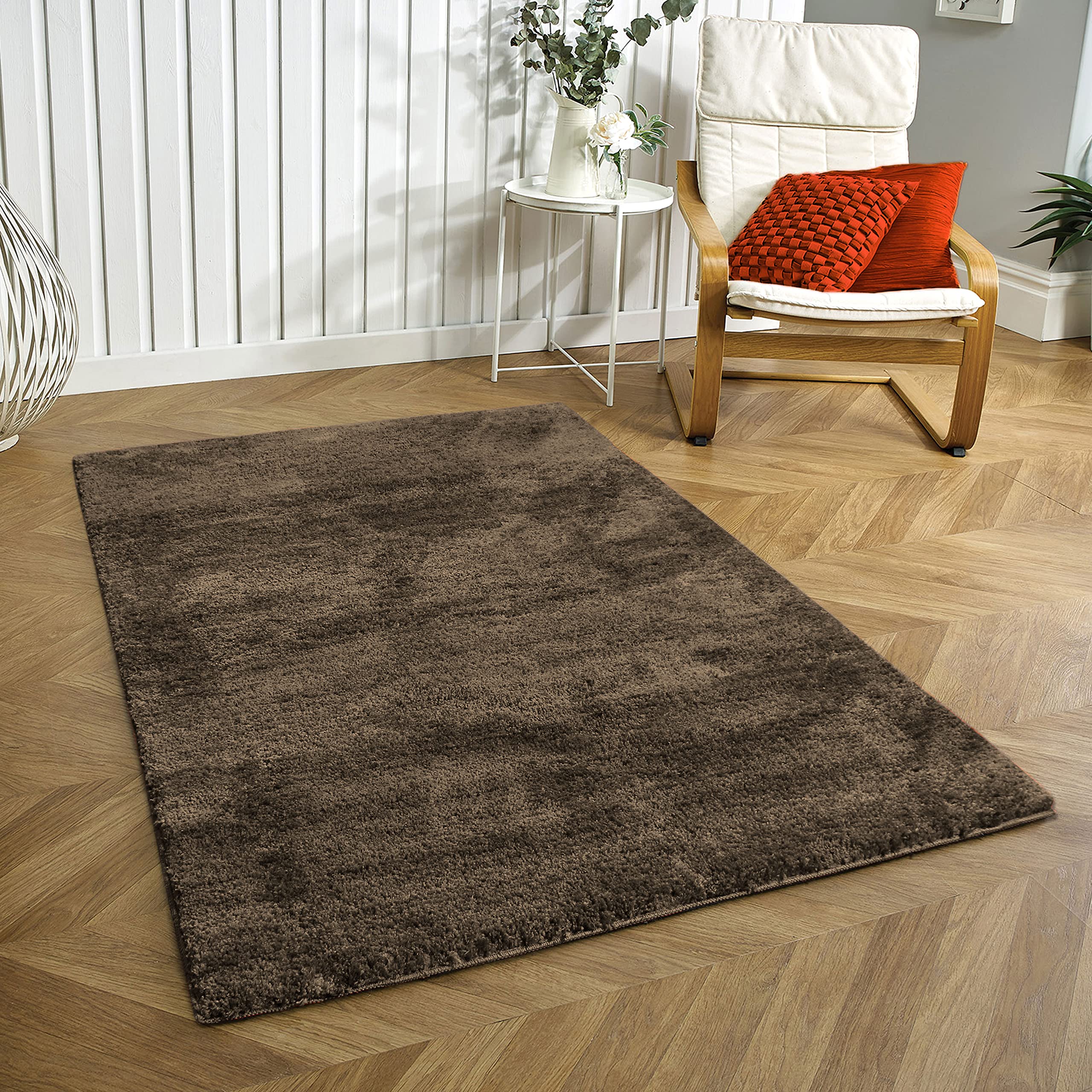Newman Carpet 2500 GSM (4x6 Feet, Chocolate)