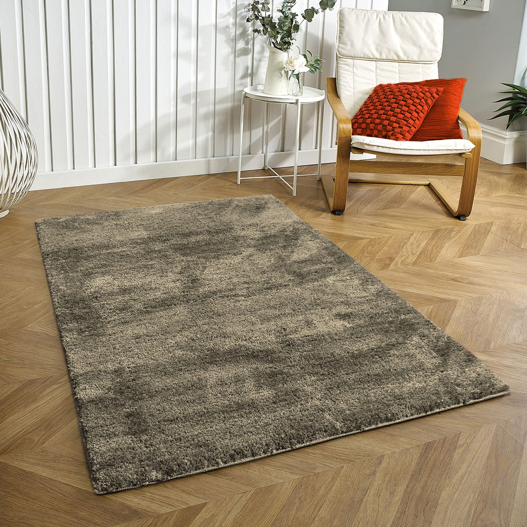 Newman Microfiber Shaggy Carpet for Living Room - 6x7 Feet, Taupe