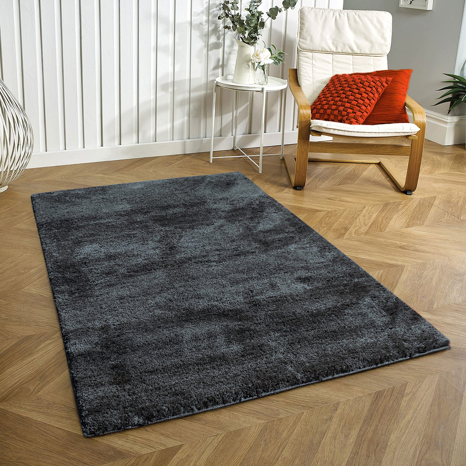 Newman Carpet For Bedroom (4X6 Feet, Anthra)