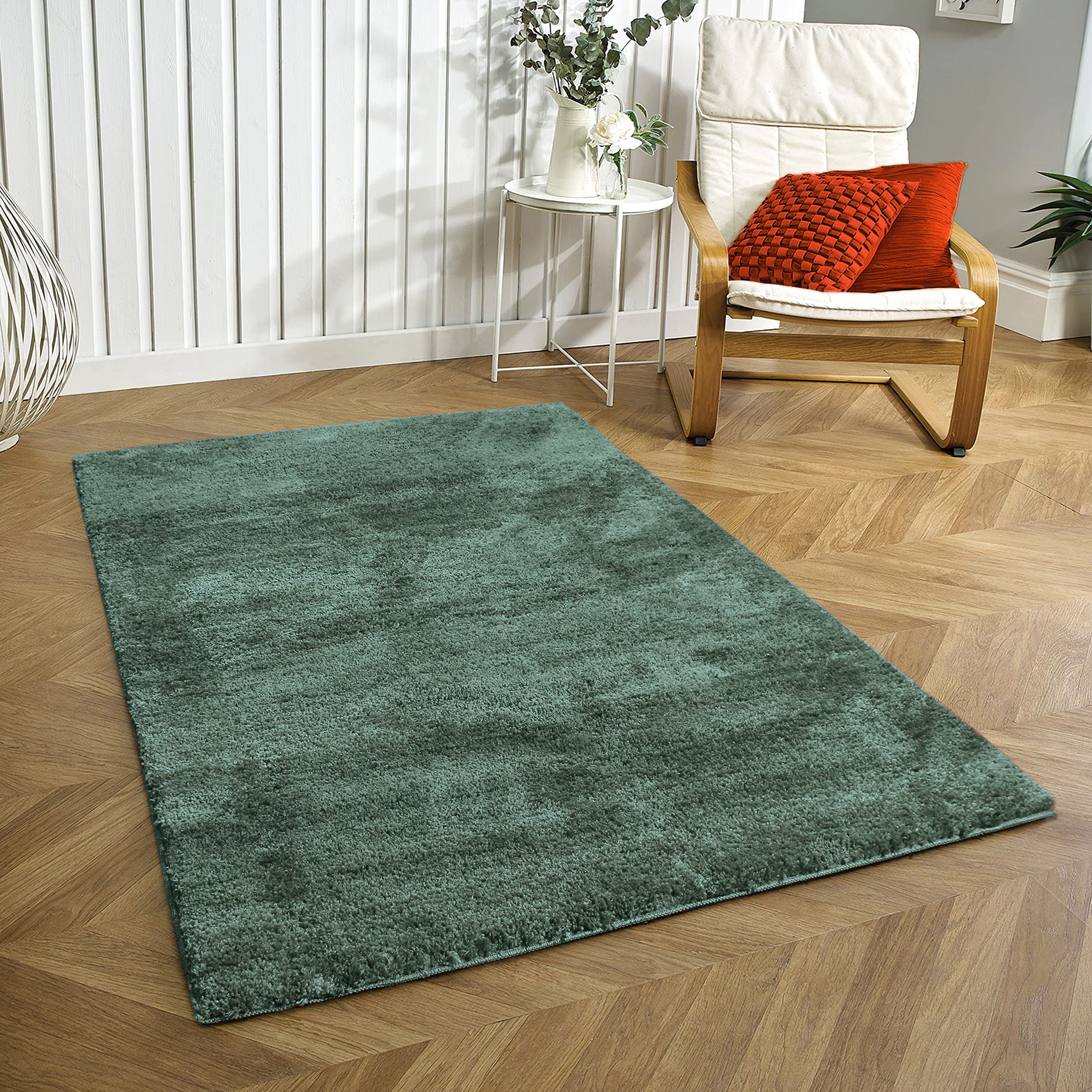 Newman Carpet For Bedroom (4X6 Feet, Seige)